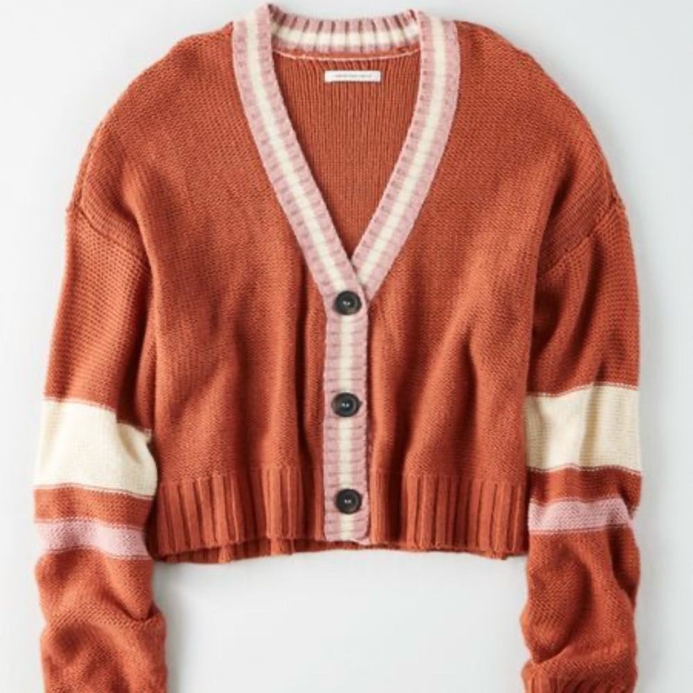 American Eagle. Cardigan Sweater. Size Medium.